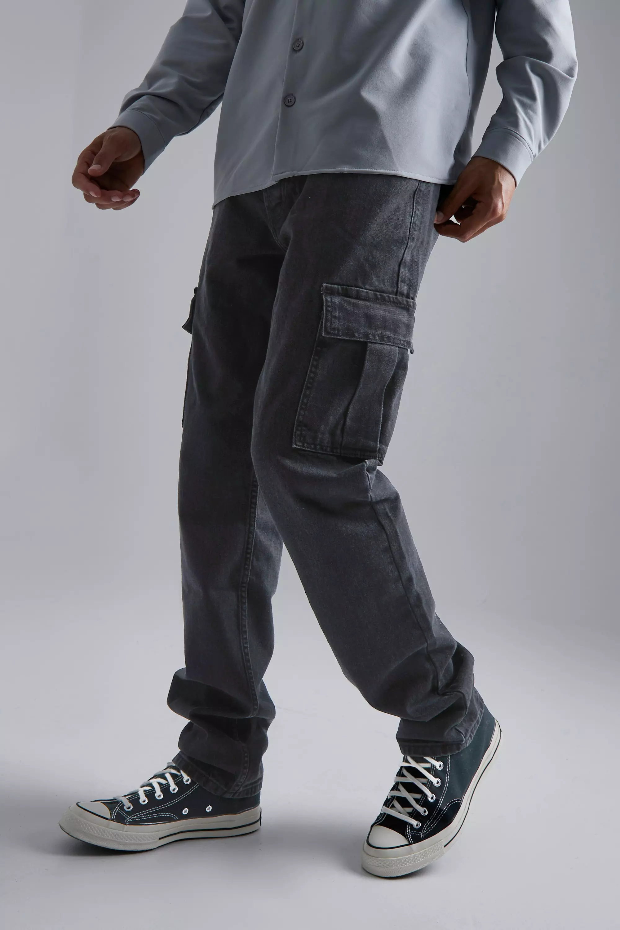 Mens jeans with outlet cargo pockets